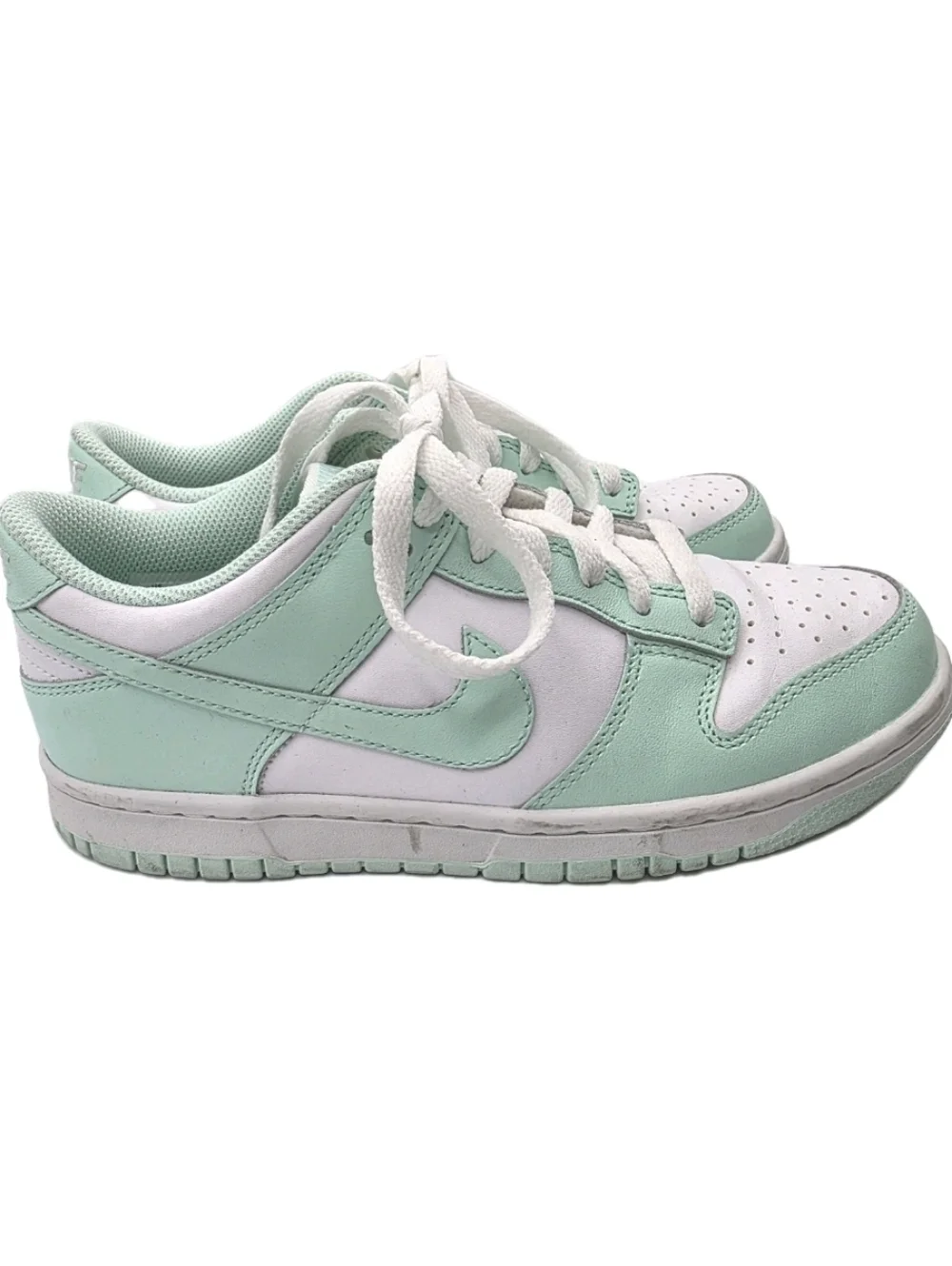 Nike Dunk Low White Mint Green Size 6Y Women’s Size 7.5 Sneakers School Casual